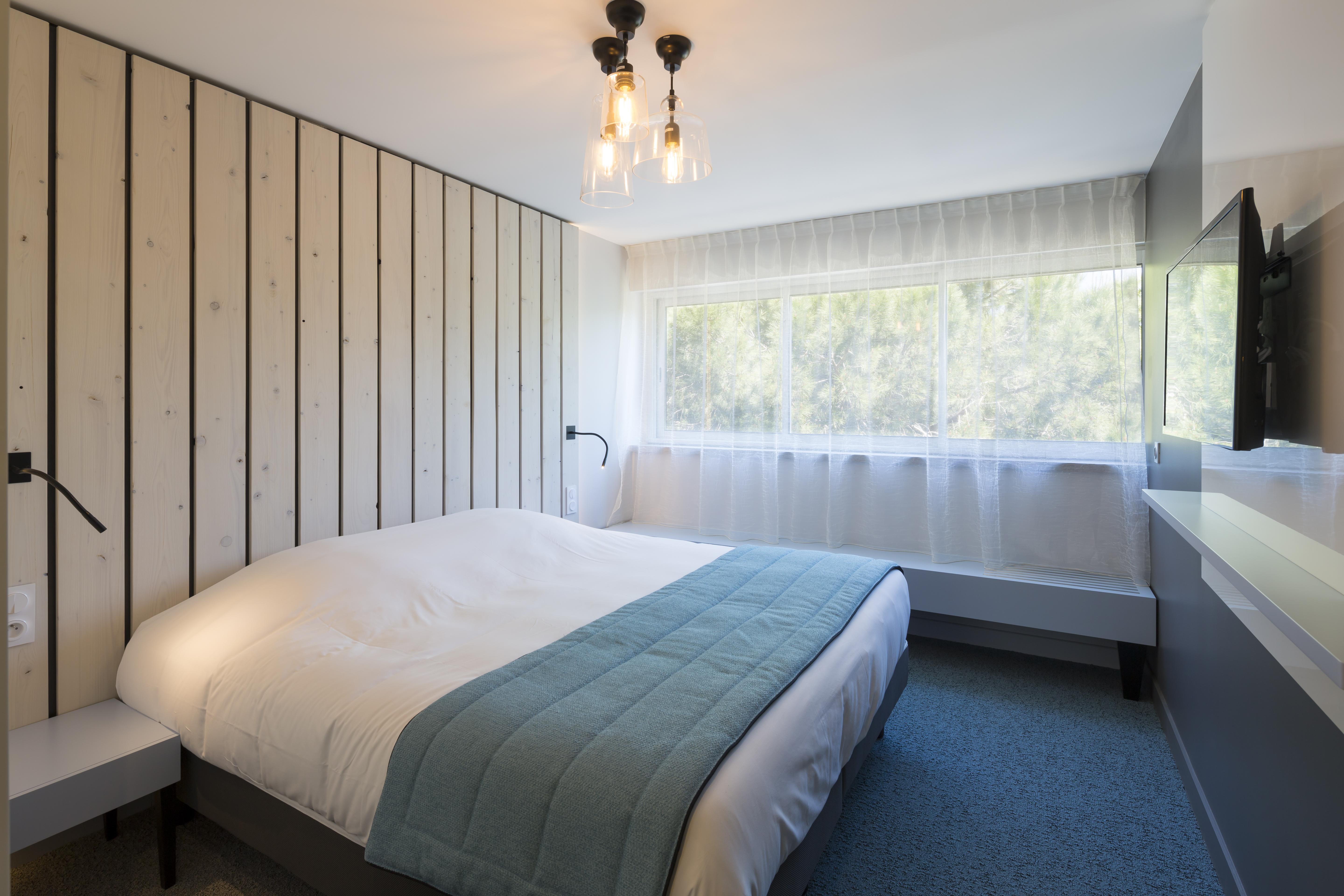 Logis Hotel Les Pins - Operalia Balaruc-les-Bains Buitenkant foto